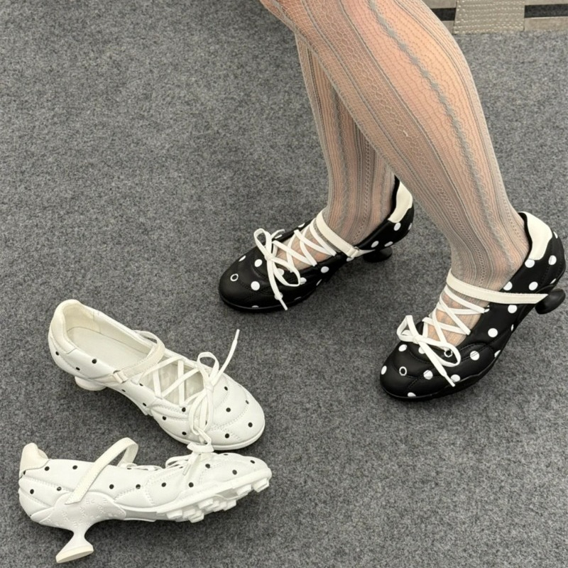 Polka Dot Cross Lace Up Sports – Circle Hook Set recenzja i cena