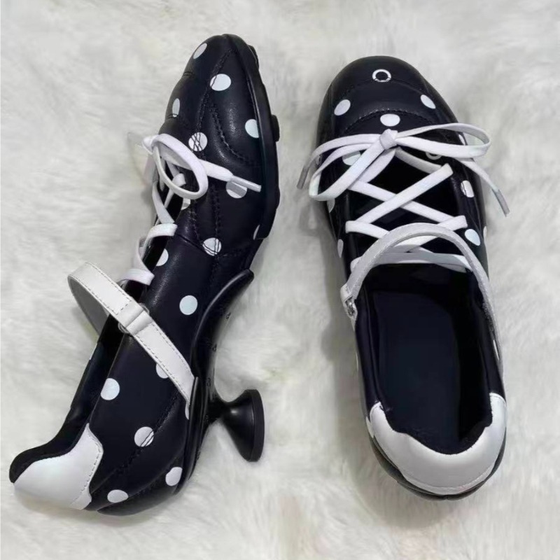 Polka Dot Cross Lace Up Sports – Circle Hook Set recenzja i cena